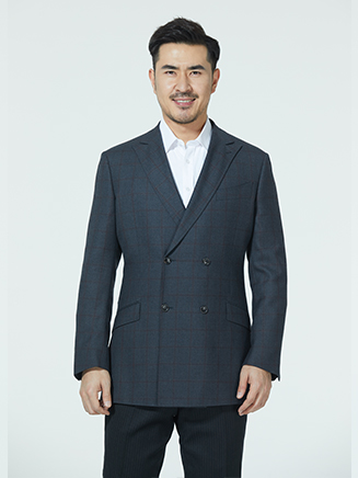 時尚四粒扣西服